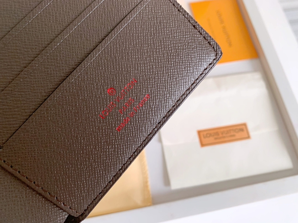 LVコピーウォレット素材ディテール